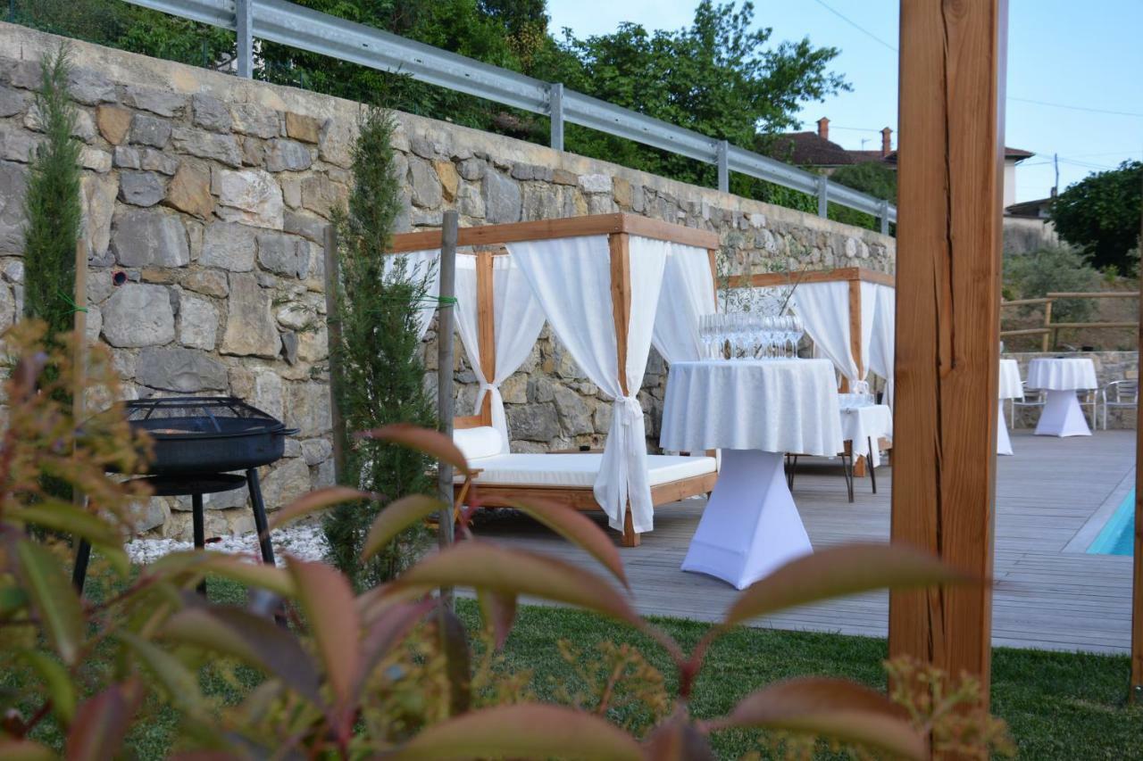 Cebron Family Estate Hotell Branik Exteriör bild